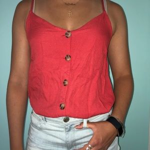 Button-down tank